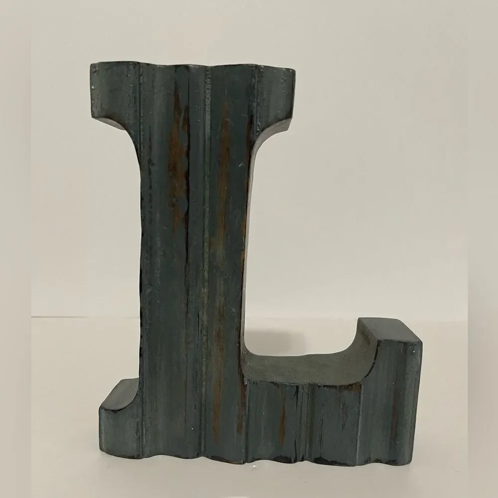 Wooden Letter “L.” - Picture 3 of 4
